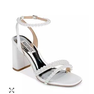 Badgley Mischka
Women's Feisty Ankle Strap High Heel Sandals